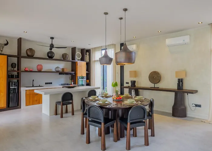 4 Bedroom Retreat - Access * タナロット